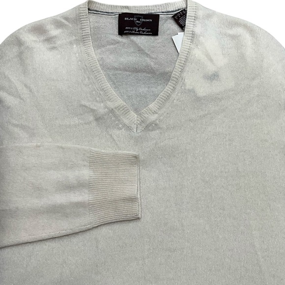 Black‎ Brown 1826 Mens Sweater Large Cream 100% Cashmere V Neck Long Sleeve NWT